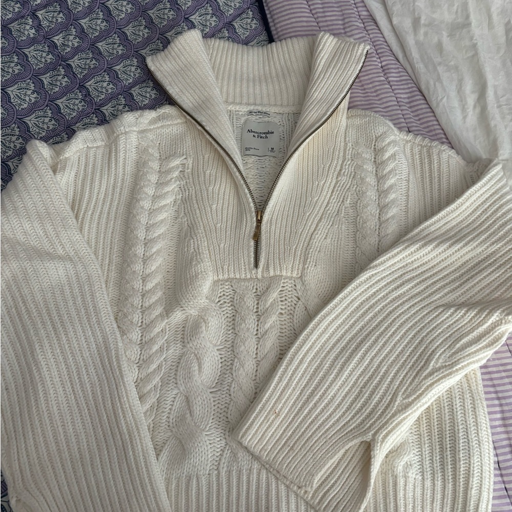 Abercrombie white knit sweater